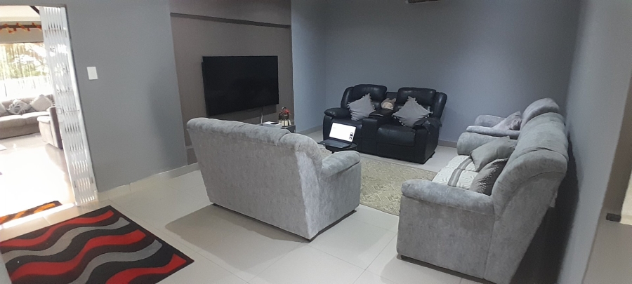 2 Bedroom Property for Sale in Sea Park KwaZulu-Natal