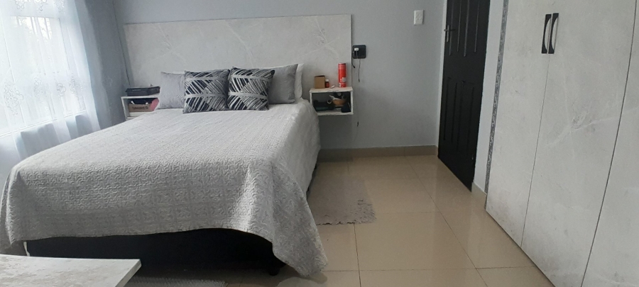2 Bedroom Property for Sale in Sea Park KwaZulu-Natal