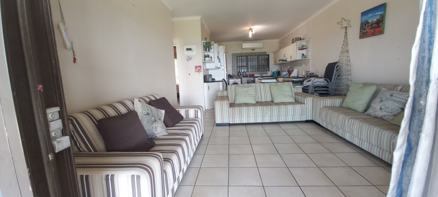 2 Bedroom Property for Sale in Hibberdene KwaZulu-Natal
