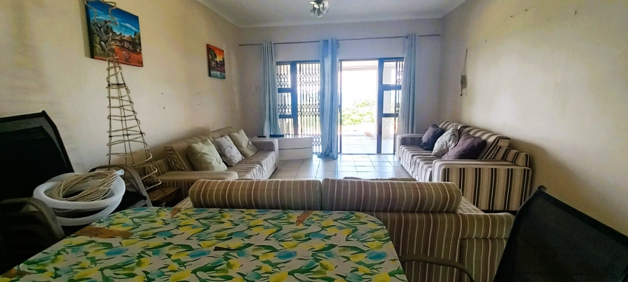 2 Bedroom Property for Sale in Hibberdene KwaZulu-Natal