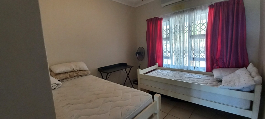 2 Bedroom Property for Sale in Hibberdene KwaZulu-Natal