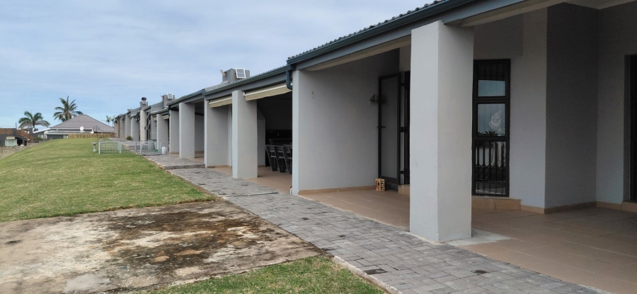 2 Bedroom Property for Sale in Hibberdene KwaZulu-Natal