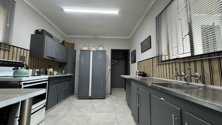 3 Bedroom Property for Sale in Amiel Park KwaZulu-Natal