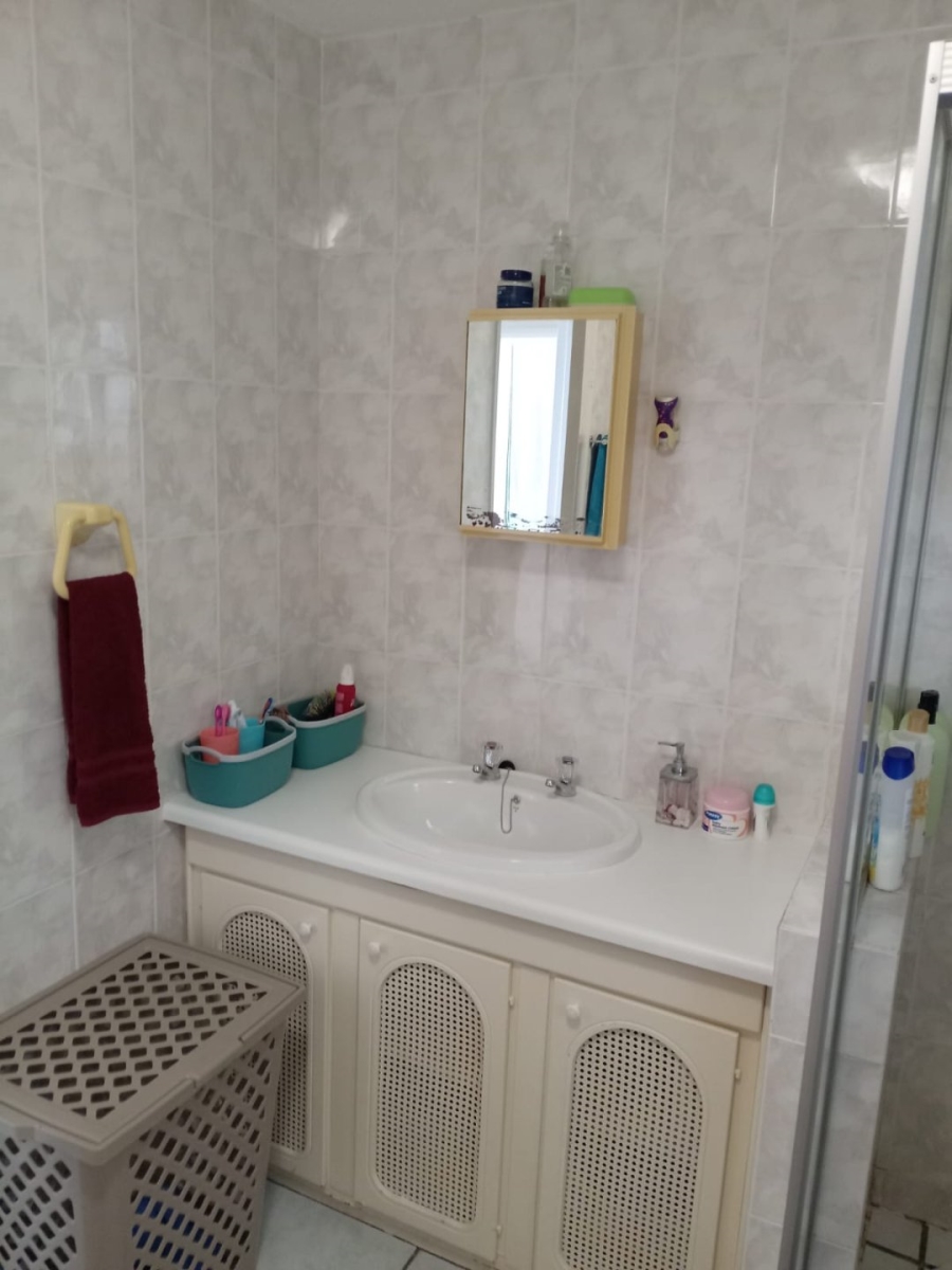 4 Bedroom Property for Sale in Margate KwaZulu-Natal