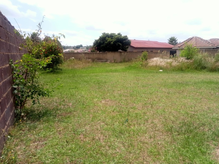 Commercial Property for Sale in Pioneer Park KwaZulu-Natal