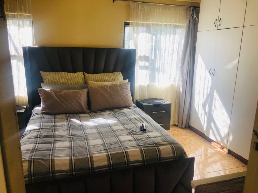 2 Bedroom Property for Sale in Pinetown KwaZulu-Natal