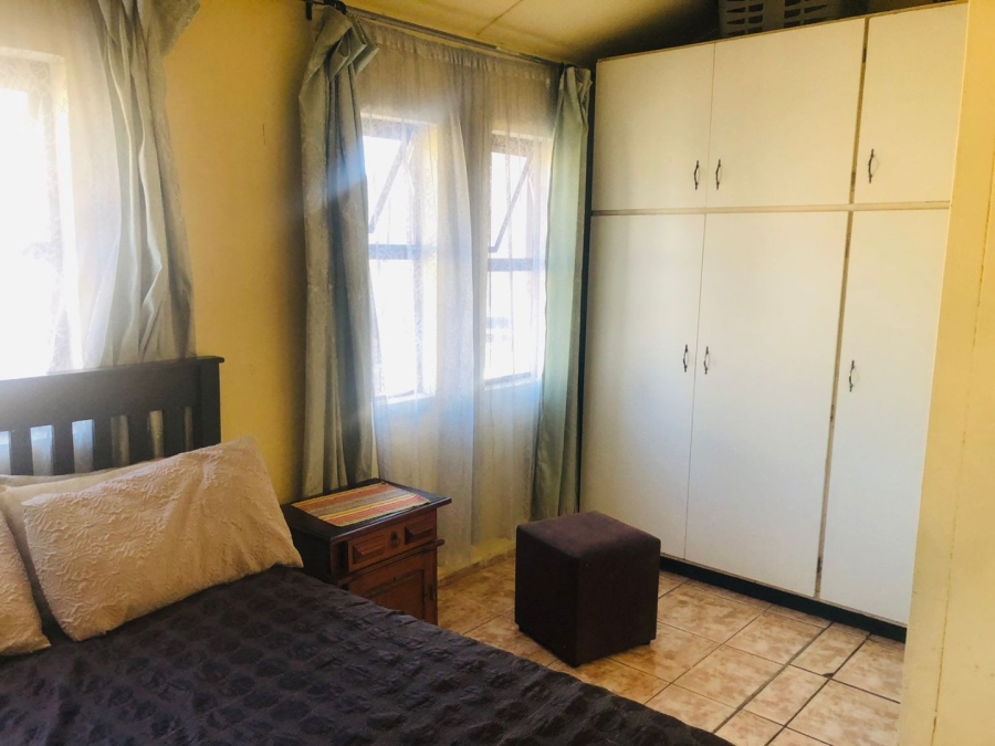 2 Bedroom Property for Sale in Pinetown KwaZulu-Natal