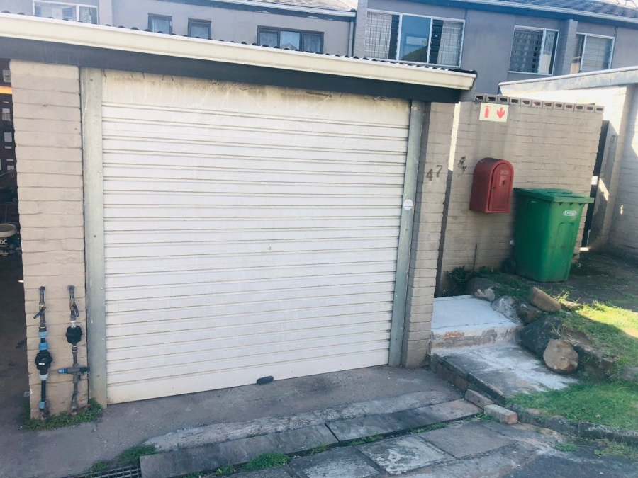 2 Bedroom Property for Sale in Pinetown KwaZulu-Natal