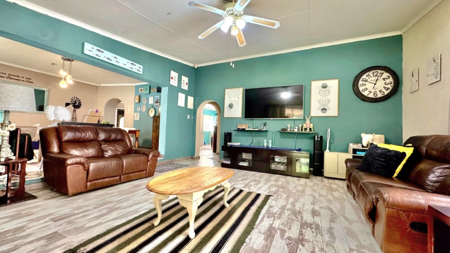 4 Bedroom Property for Sale in Aviary Hill KwaZulu-Natal