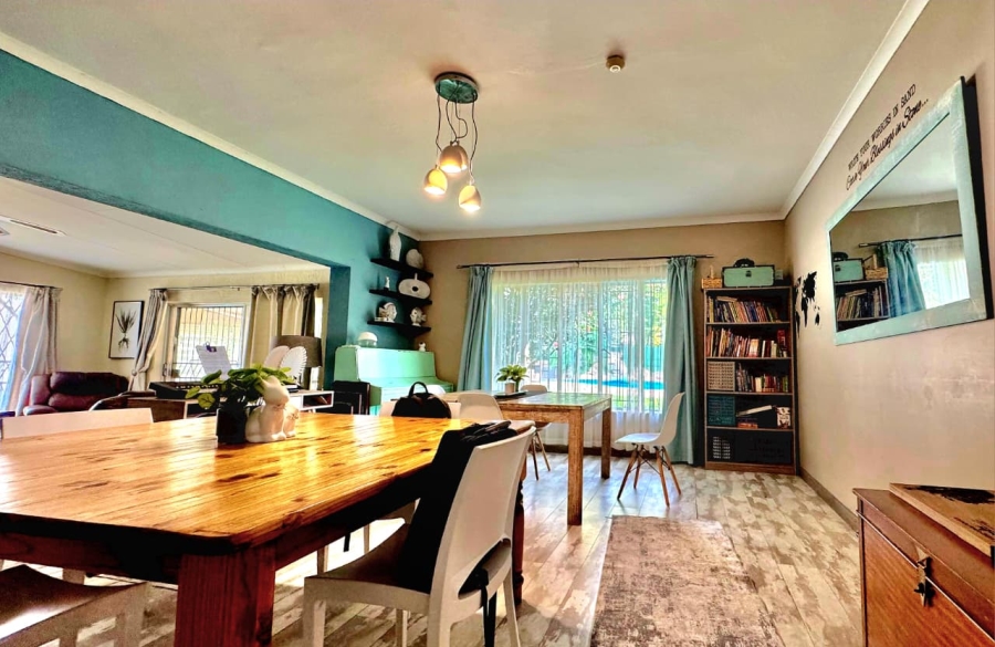 4 Bedroom Property for Sale in Aviary Hill KwaZulu-Natal