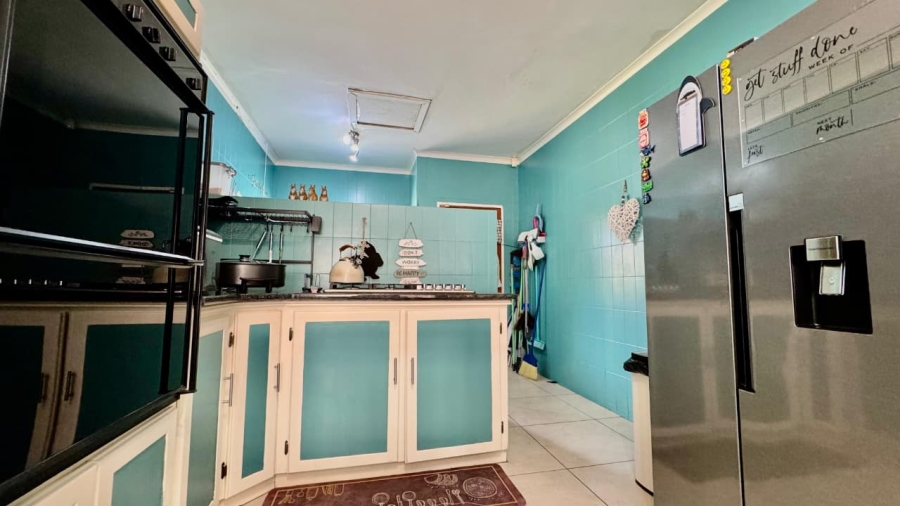 4 Bedroom Property for Sale in Aviary Hill KwaZulu-Natal