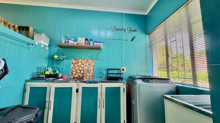 4 Bedroom Property for Sale in Aviary Hill KwaZulu-Natal