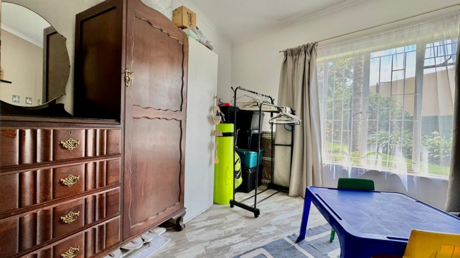 4 Bedroom Property for Sale in Aviary Hill KwaZulu-Natal