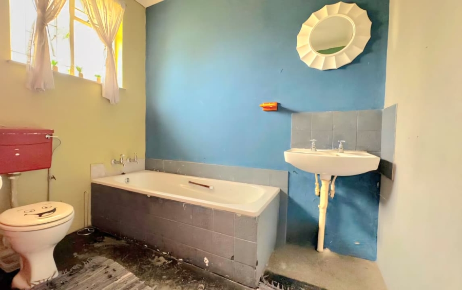 4 Bedroom Property for Sale in Aviary Hill KwaZulu-Natal