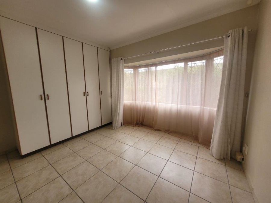 3 Bedroom Property for Sale in Umtentweni KwaZulu-Natal