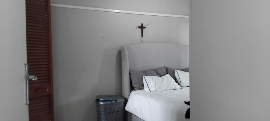 2 Bedroom Property for Sale in Windermere KwaZulu-Natal