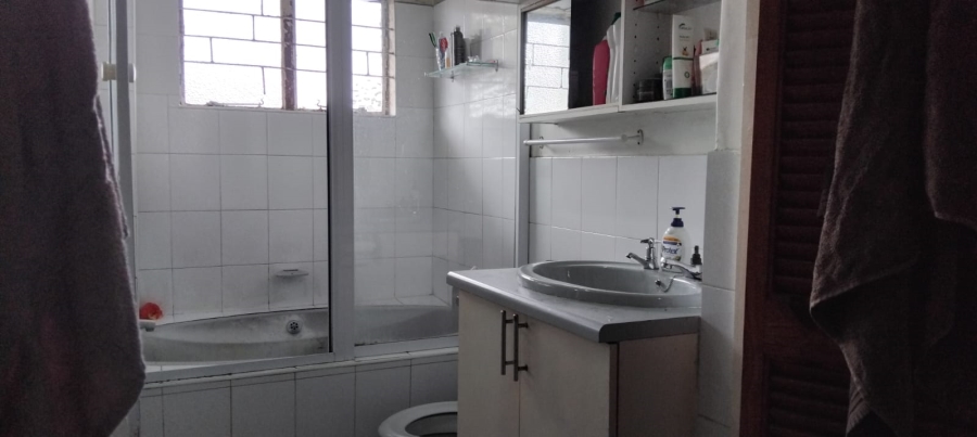 2 Bedroom Property for Sale in Windermere KwaZulu-Natal