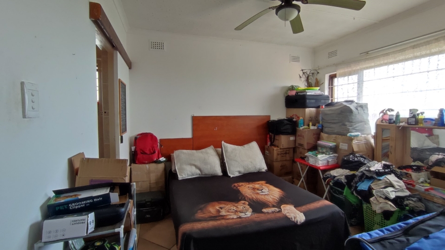 4 Bedroom Property for Sale in Sea Park KwaZulu-Natal