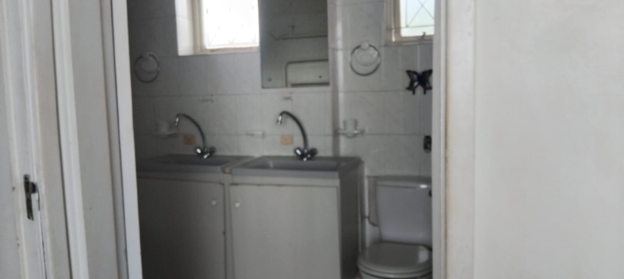 3 Bedroom Property for Sale in Essenwood KwaZulu-Natal