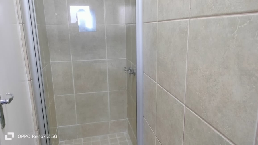 1 Bedroom Property for Sale in Uvongo KwaZulu-Natal