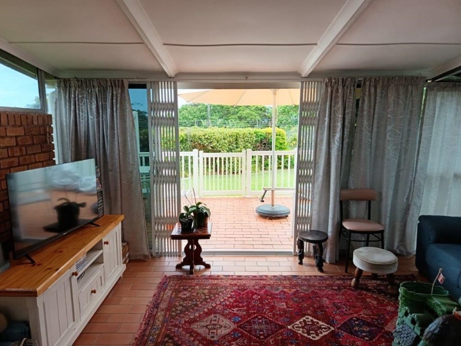 3 Bedroom Property for Sale in Umtentweni KwaZulu-Natal