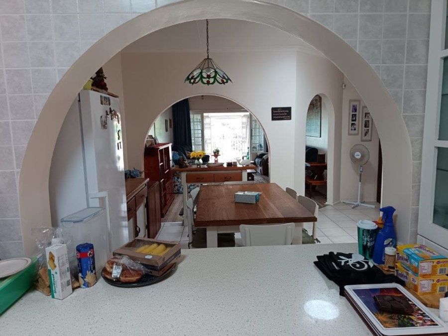 3 Bedroom Property for Sale in Umtentweni KwaZulu-Natal