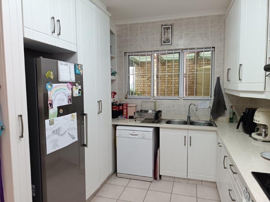 3 Bedroom Property for Sale in Umtentweni KwaZulu-Natal