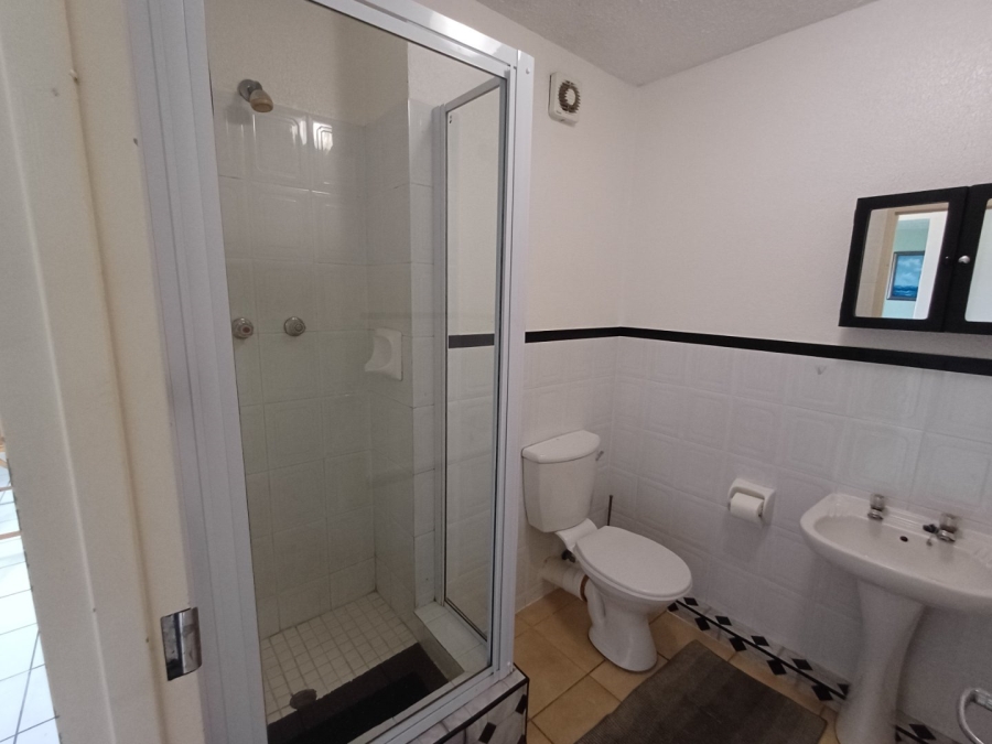 2 Bedroom Property for Sale in Uvongo Beach KwaZulu-Natal