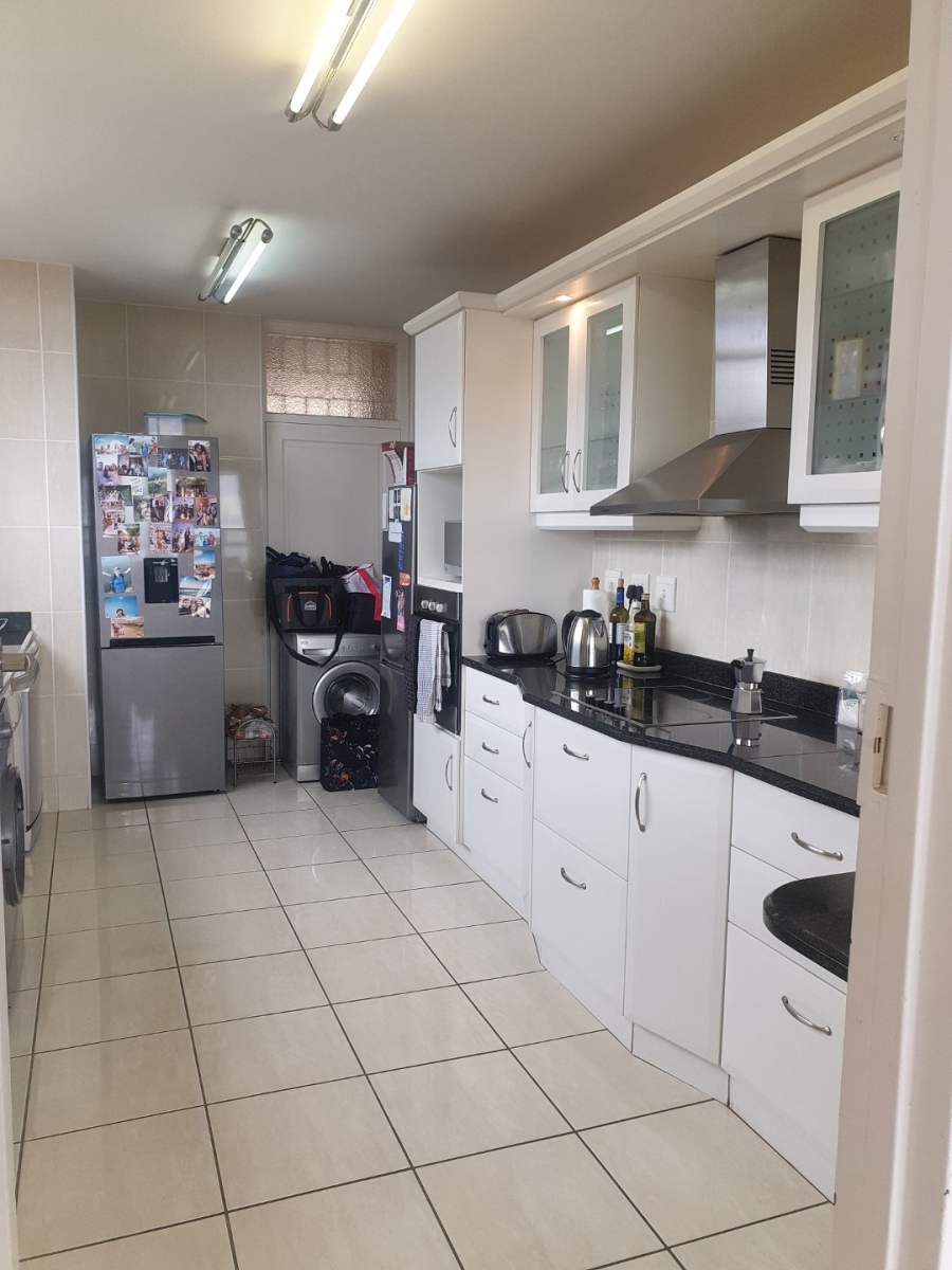 To Let 3 Bedroom Property for Rent in Umhlanga KwaZulu-Natal