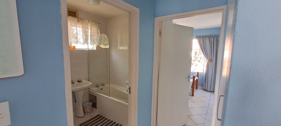 2 Bedroom Property for Sale in Beacon Rocks KwaZulu-Natal