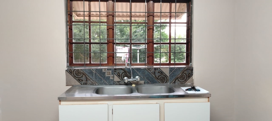 To Let 1 Bedroom Property for Rent in Camperdown KwaZulu-Natal