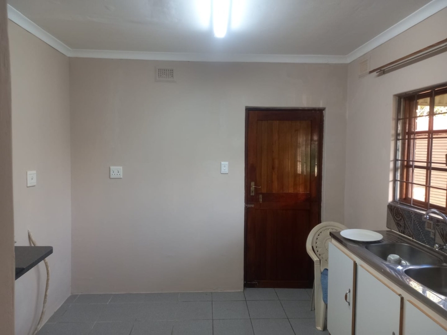 To Let 1 Bedroom Property for Rent in Camperdown KwaZulu-Natal