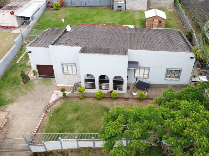 3 Bedroom Property for Sale in Parkside KwaZulu-Natal