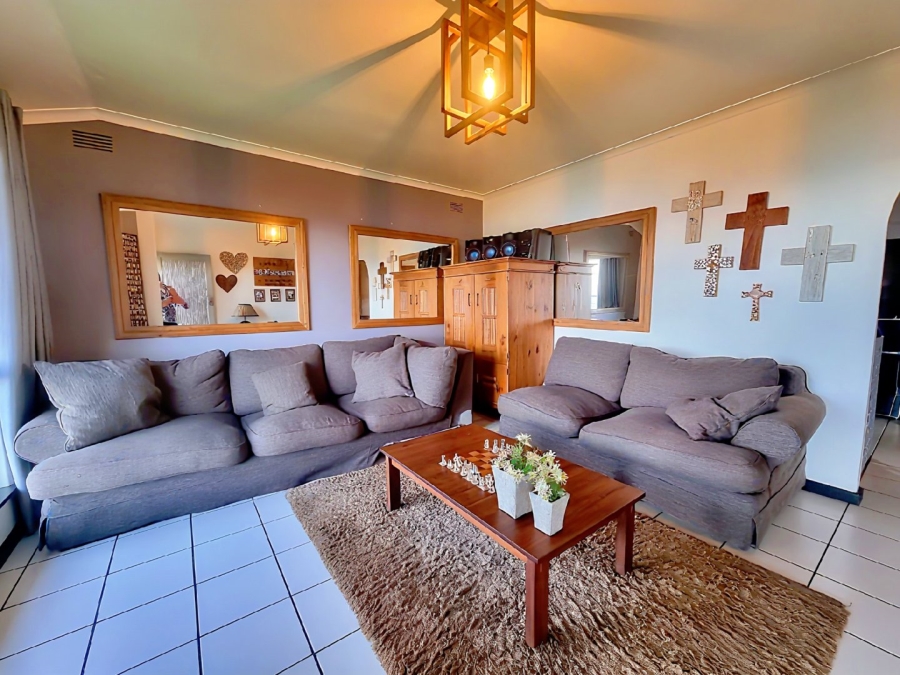 To Let 3 Bedroom Property for Rent in Doonside KwaZulu-Natal