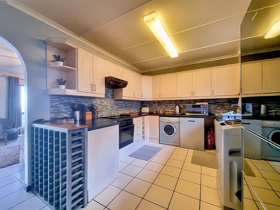 To Let 3 Bedroom Property for Rent in Doonside KwaZulu-Natal