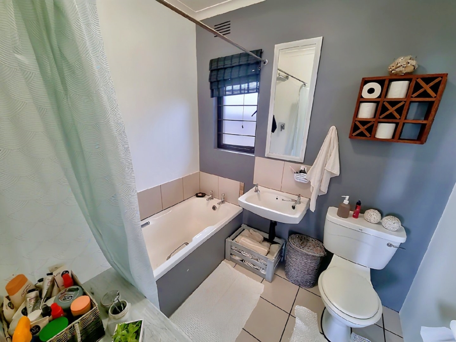 To Let 3 Bedroom Property for Rent in Doonside KwaZulu-Natal