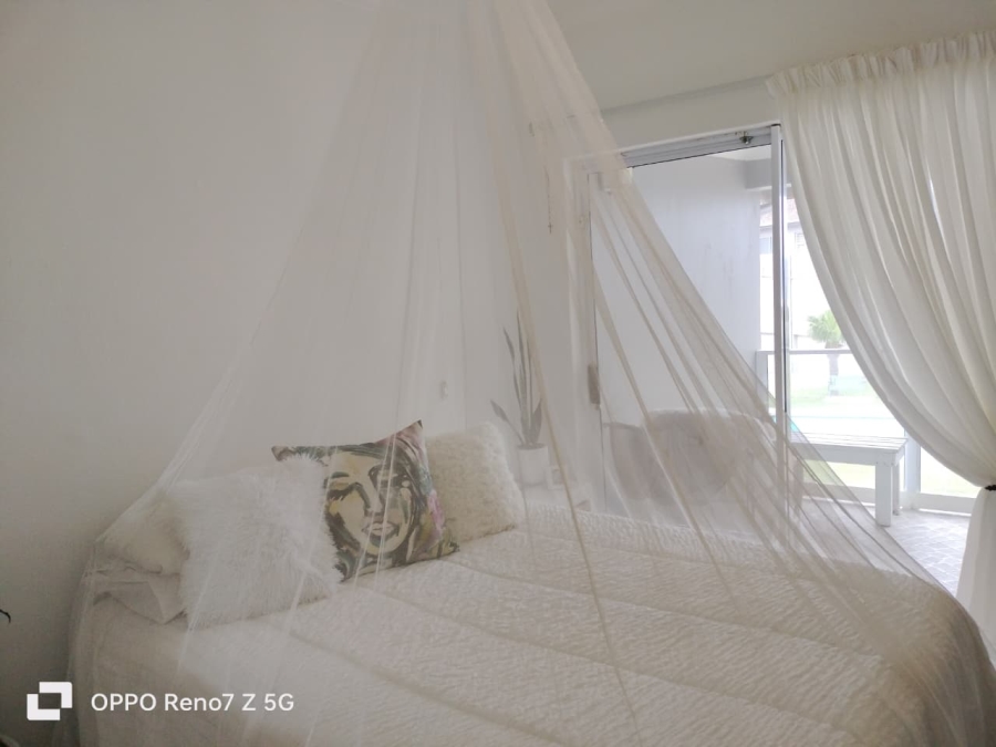 1 Bedroom Property for Sale in Uvongo KwaZulu-Natal