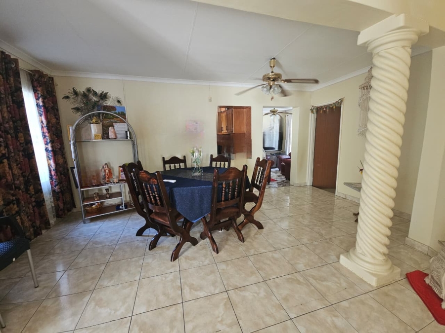 3 Bedroom Property for Sale in Sunset View KwaZulu-Natal