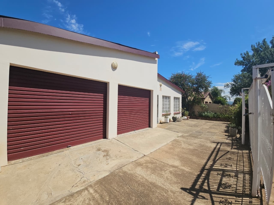 3 Bedroom Property for Sale in Sunset View KwaZulu-Natal