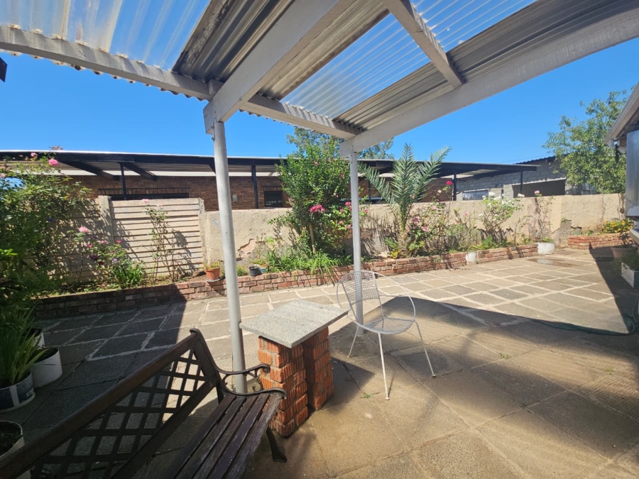 3 Bedroom Property for Sale in Sunset View KwaZulu-Natal