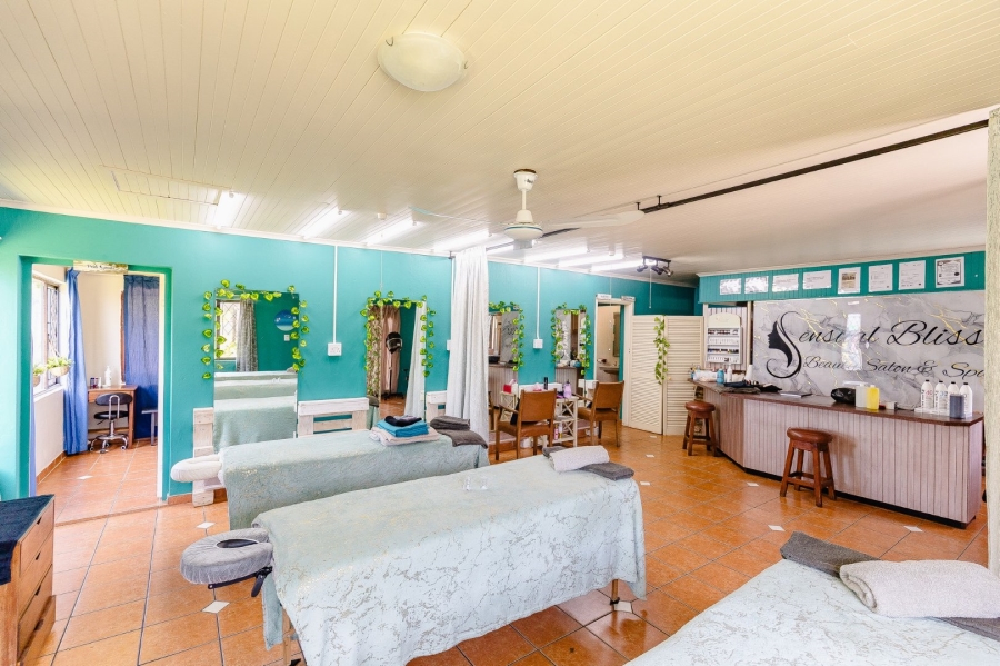 6 Bedroom Property for Sale in Ramsgate KwaZulu-Natal