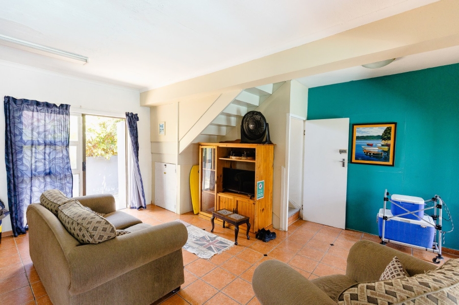 6 Bedroom Property for Sale in Ramsgate KwaZulu-Natal