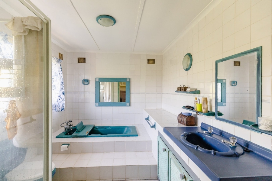 6 Bedroom Property for Sale in Ramsgate KwaZulu-Natal