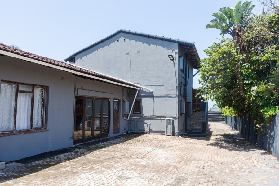 6 Bedroom Property for Sale in Ramsgate KwaZulu-Natal