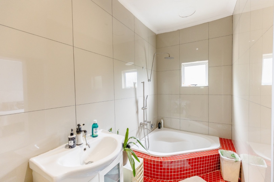 2 Bedroom Property for Sale in Sea Park KwaZulu-Natal