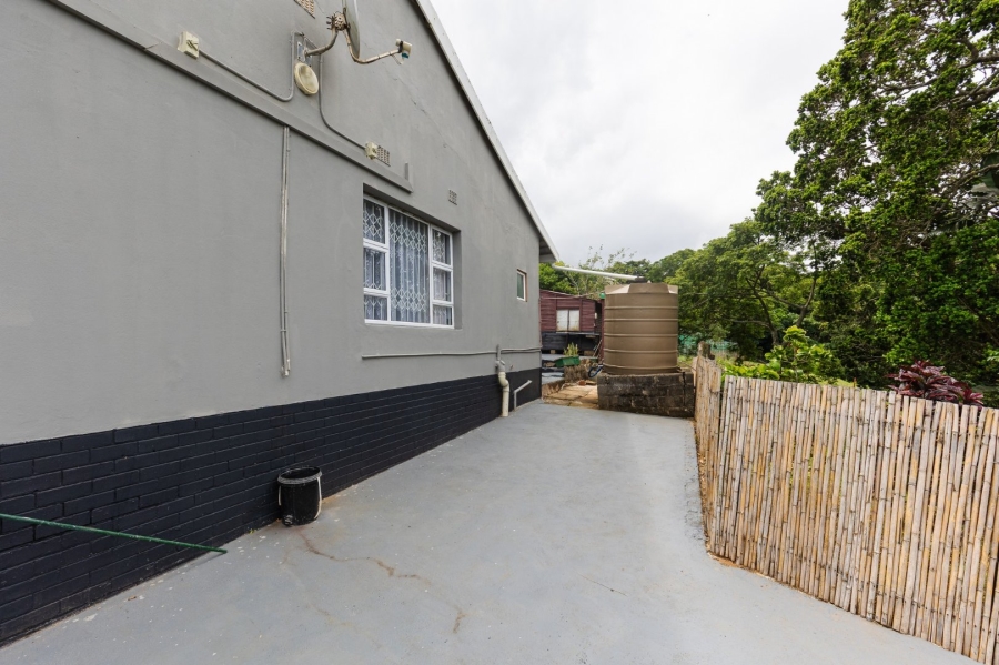 2 Bedroom Property for Sale in Sea Park KwaZulu-Natal