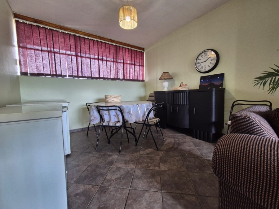 2 Bedroom Property for Sale in Pioneer Park KwaZulu-Natal