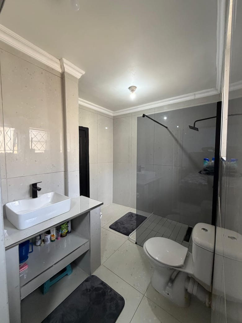 To Let 5 Bedroom Property for Rent in Sherwood KwaZulu-Natal