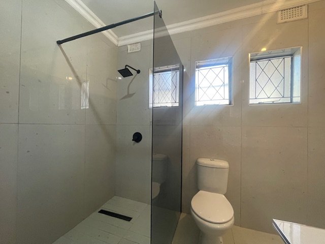 To Let 5 Bedroom Property for Rent in Sherwood KwaZulu-Natal