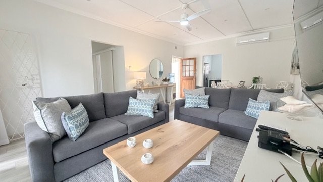 3 Bedroom Property for Sale in Uvongo KwaZulu-Natal